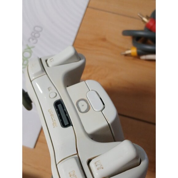 Microsoft XBOX 360 Go Pro 20GB Home Console - Complete CIB Tested - Picture 4 of 16